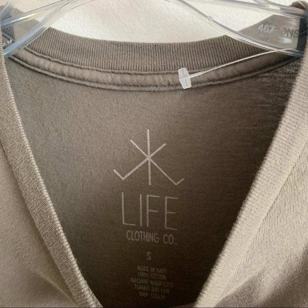 Life Clothing We Are All Equal Gray Tee NWOT - Picture 3 of 3